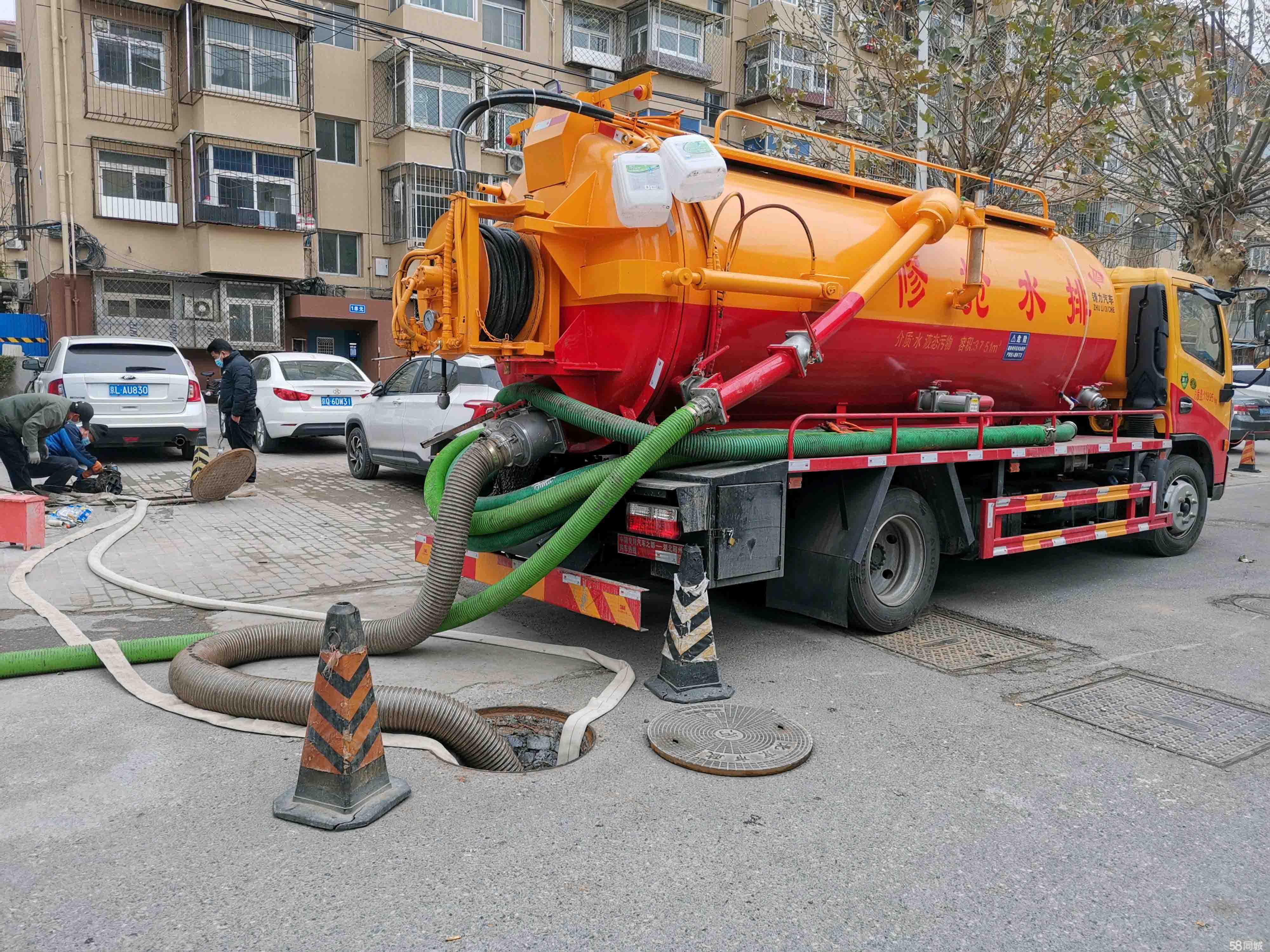 六弓乡抽粪吸污